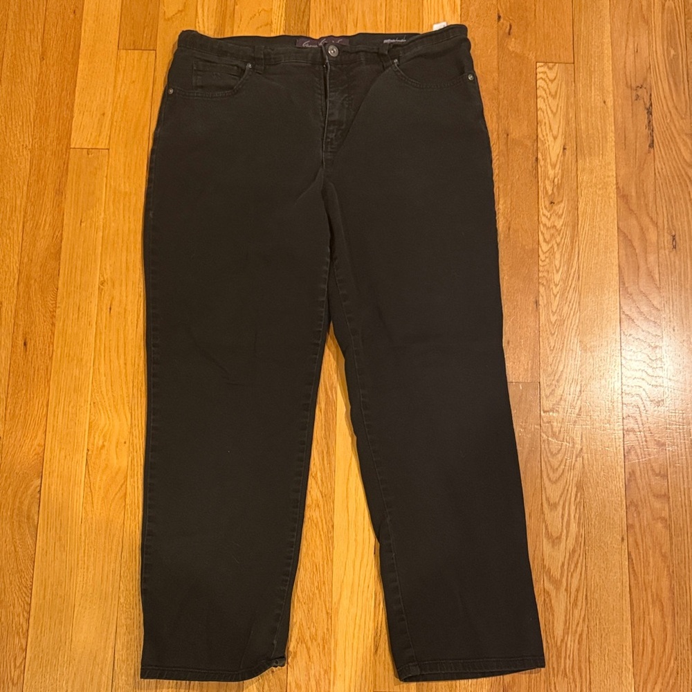 Gloria Vanderbilt Women's Black Relaxed Jeans
